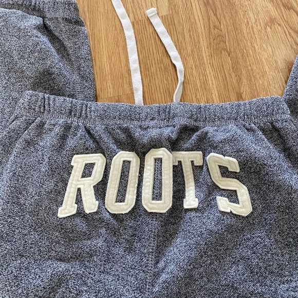 Roots sweats - Picture 2 of 3